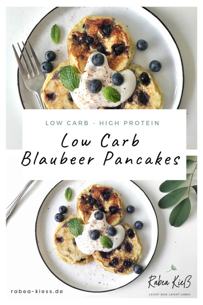 Low Carb Blaubeer Pancakes mit Kokosmehl